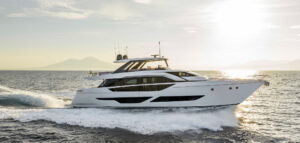 Ferretti Yachts 860